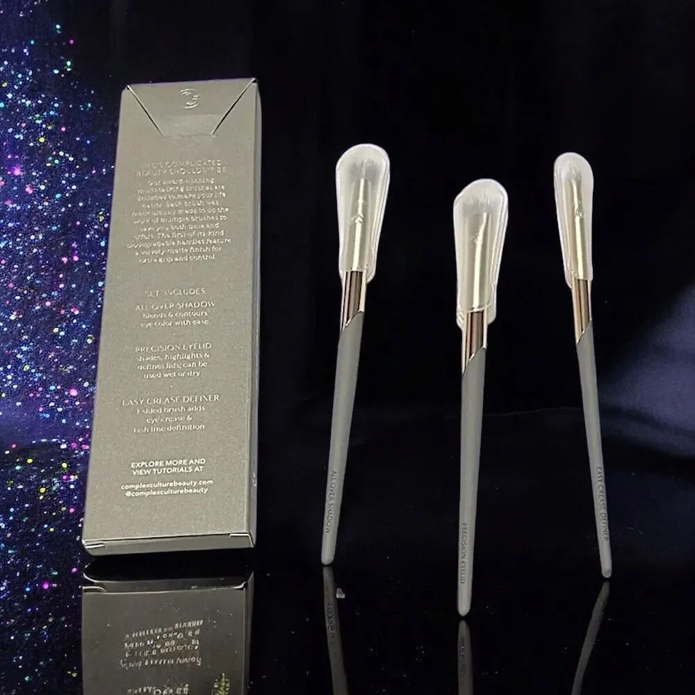 Complex Culture All Eyes Brush Trio EyeShadow Brush Set Of 3 Brushes RV $40 NIB